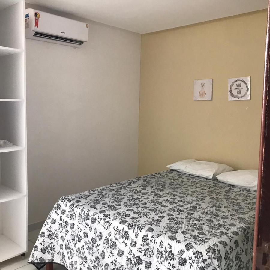 Quarto com Cama de Casal ou 2 de Solteiro