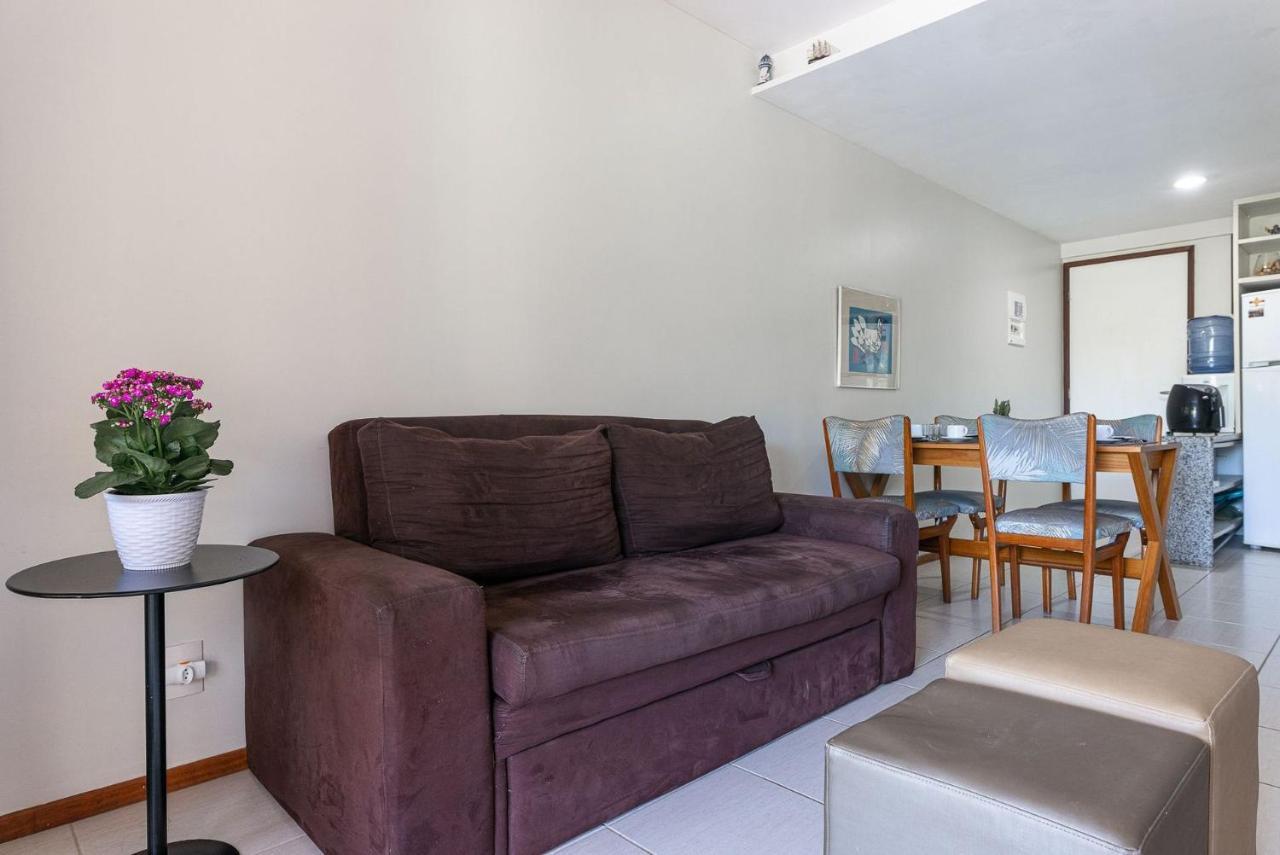 Apartamento com Vista da Piscina