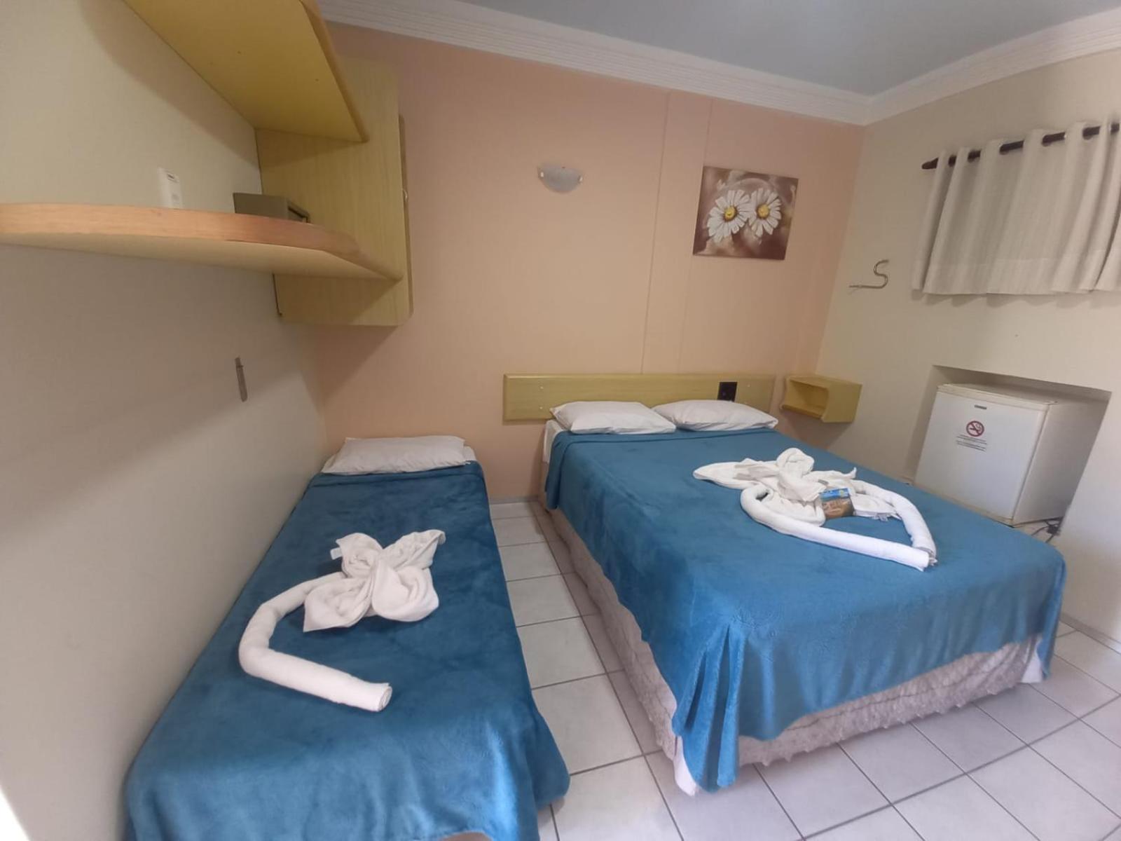 Quarto Duplo com Cama Extra