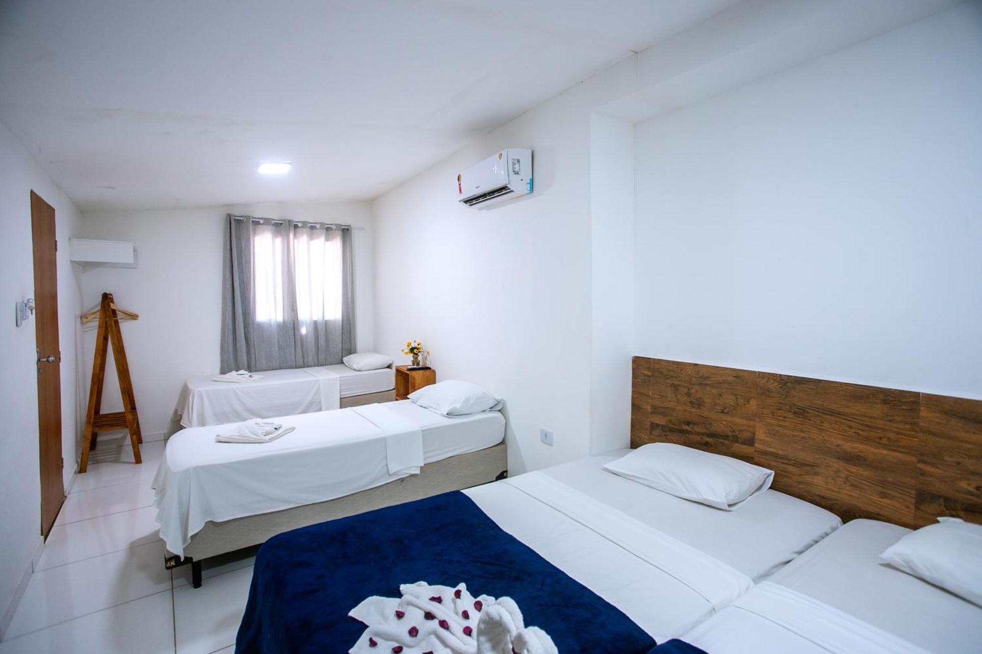 Quarto Quádruplo com Vista do Jardim