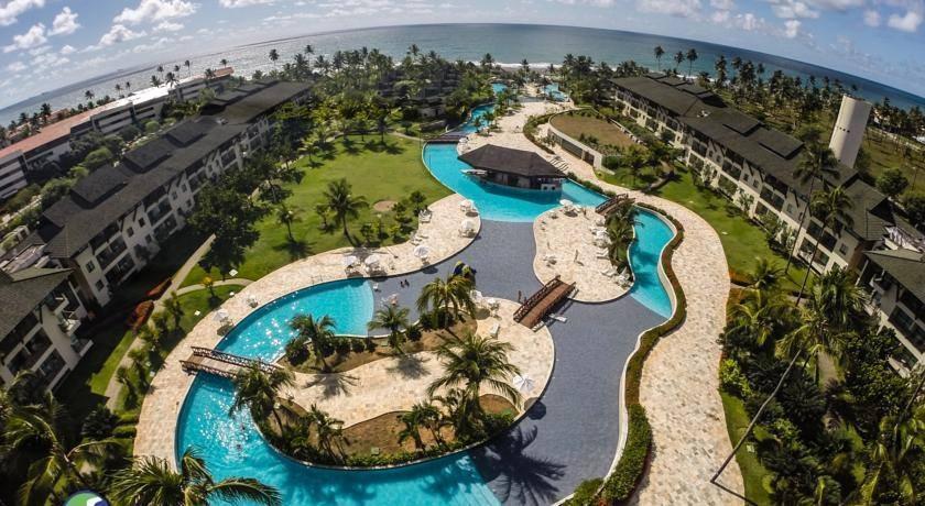 Apartamento com Vista da Piscina