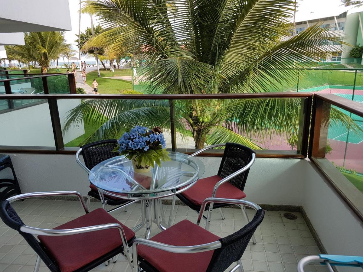 Apartamento com Varanda