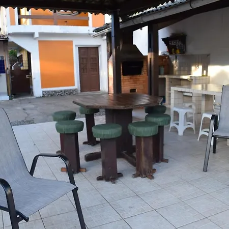 Linda Casa No Centro De Porto Com Cozinheira E Piscinas-2