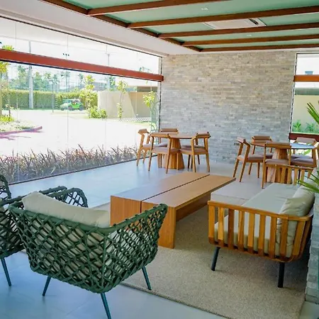 Mana Beach Muro Alto Resort-2